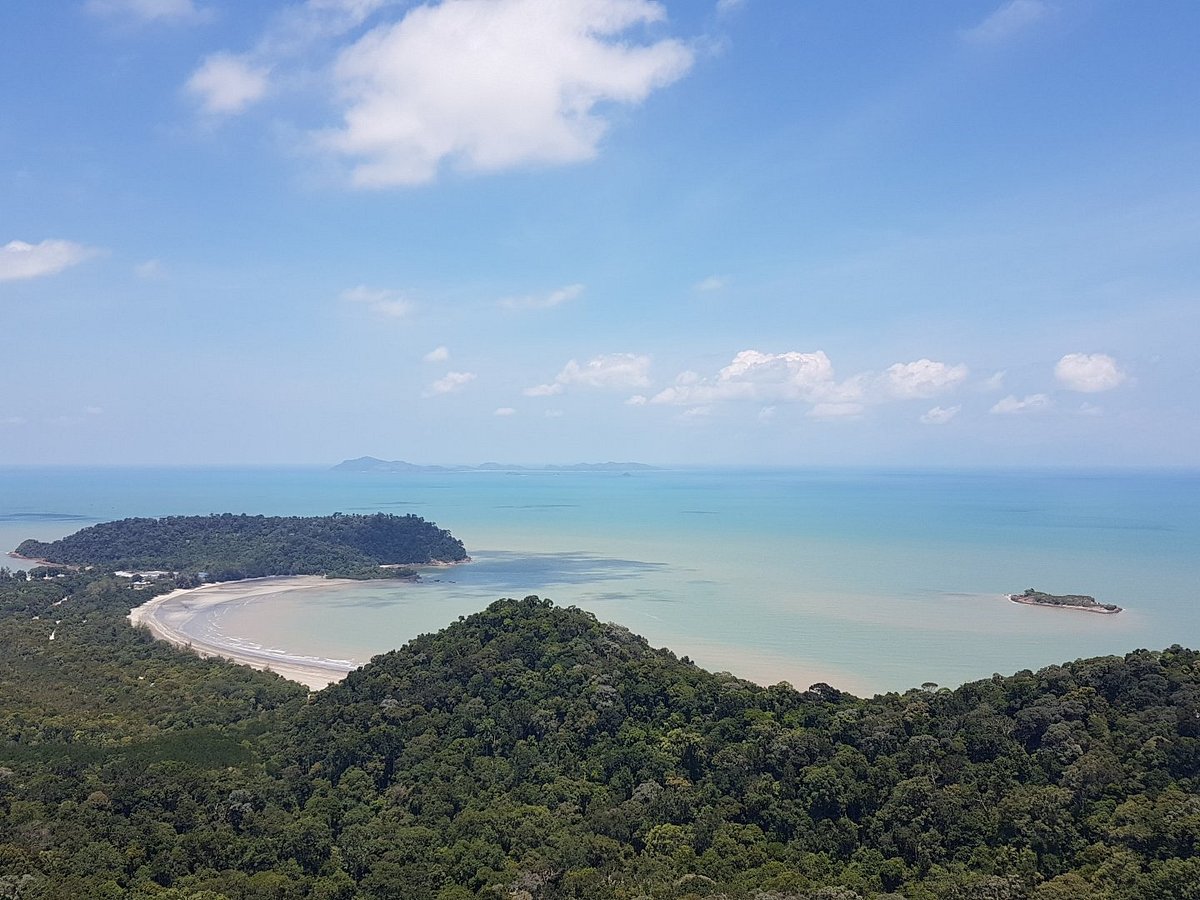 Gunung Arong Coastal Sunrise and Beach Walk - 800 kCal